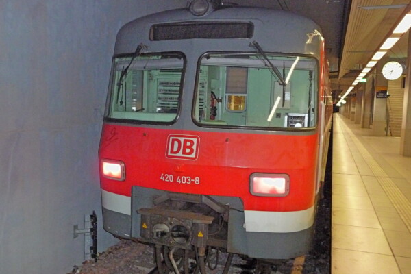 Gespräch mit DB und VRS über Pünktlichkeit bei der S‑Bahn Region Stuttgart