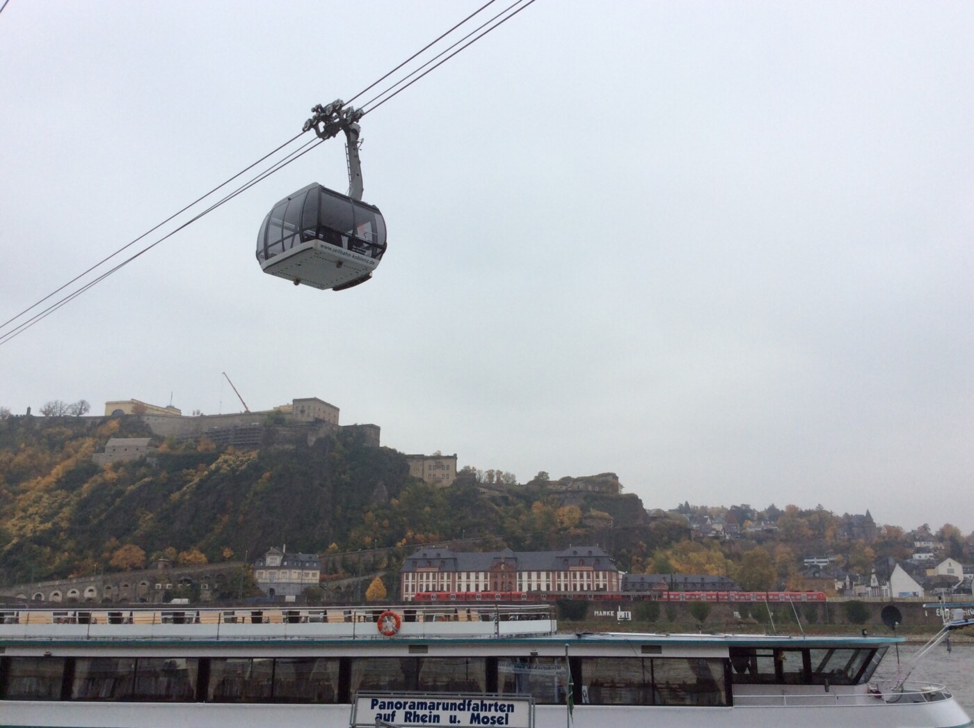 Vor Ort bei der Seilbahn in Koblenz